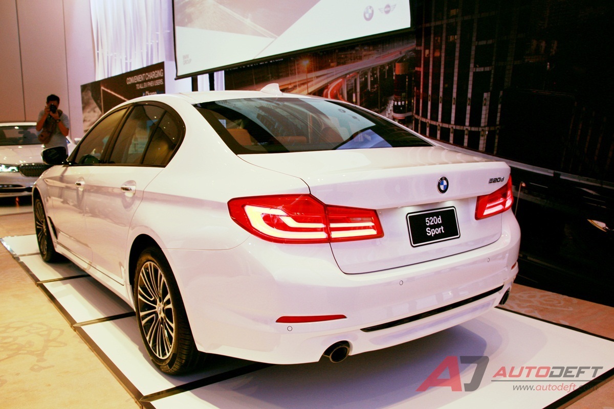 New BMW 520d Sport ที่สุดซีดานพรีเมี่ยมหรูประกอบไทยเพียง 3.399 ล้านบาท ...